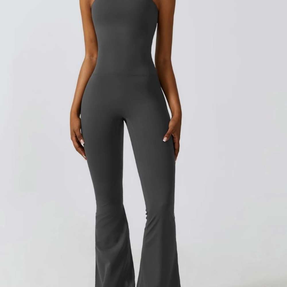 Elegant Gray Women's Jumpsuit